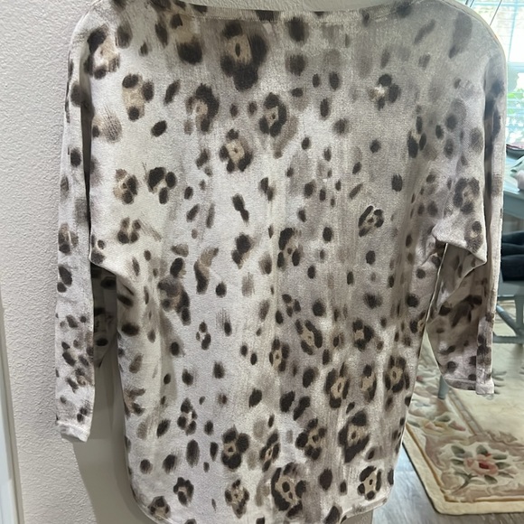 Chico’s size 0 animal print - Picture 4 of 4